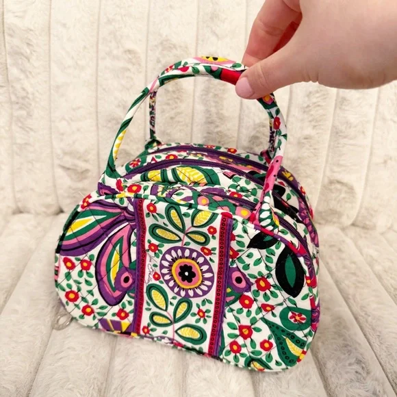 Vera Bradley "Three to Get Ready" triple compartment cosmetic bag - Picture 2 of 9